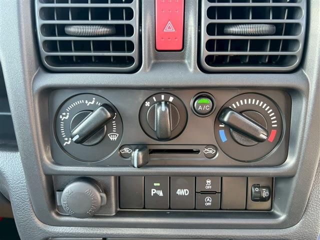 NISSAN CLIPPER TRUCK 4WD 2025 Image 31