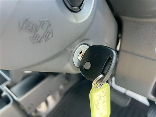 NISSAN CLIPPER TRUCK 4WD 2025 Image 31