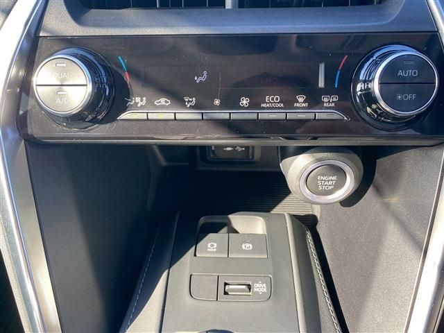 TOYOTA HARRIER 2WD 2022 Image 31