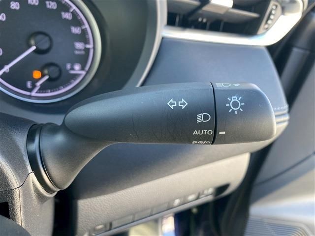 TOYOTA HARRIER 2WD 2022 Image 31