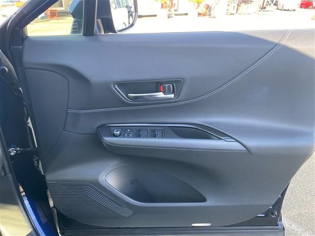 TOYOTA HARRIER 2WD 2022 Image 31