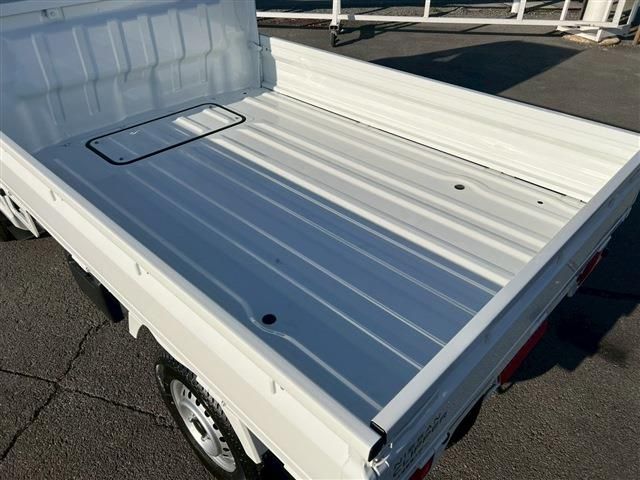 NISSAN CLIPPER TRUCK 4WD 2025 Image 31