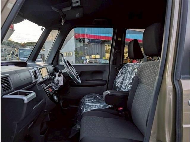 TOYOTA PIXIS MEGA 2019 Image 31