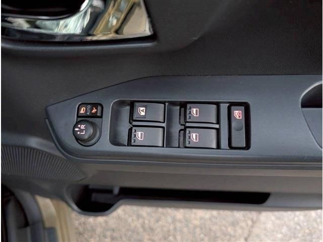 TOYOTA PIXIS MEGA 2019 Image 31