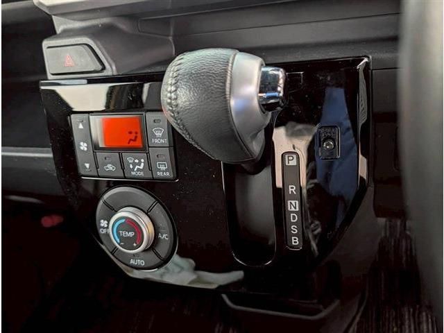 TOYOTA PIXIS MEGA 2019 Image 31