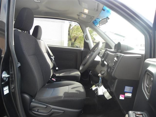 TOYOTA SPADE 2014 Image 31