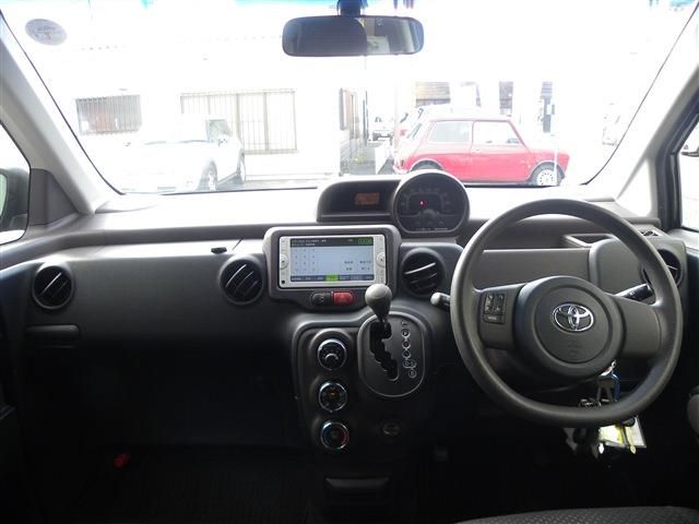 TOYOTA SPADE 2014 Image 31