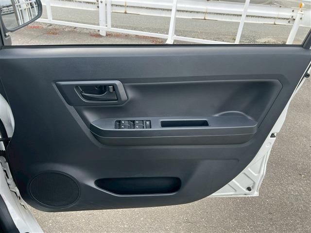 DAIHATSU MIRA E:S 4WD 2020 Image 31