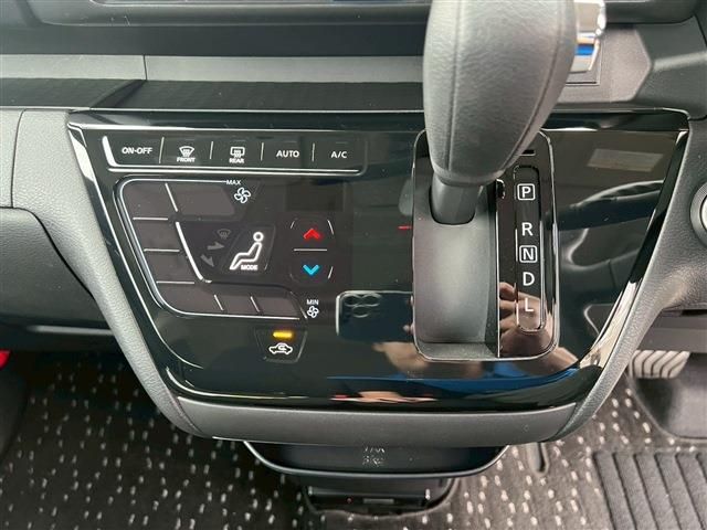 NISSAN ROOX 2024 Image 31