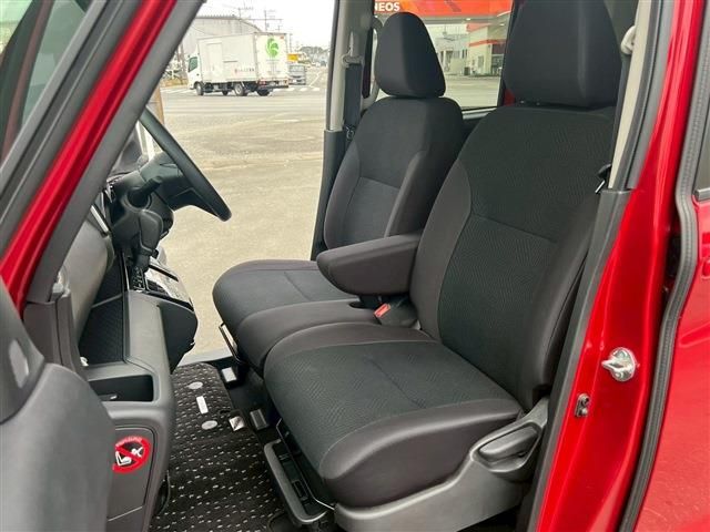 NISSAN ROOX 2024 Image 31