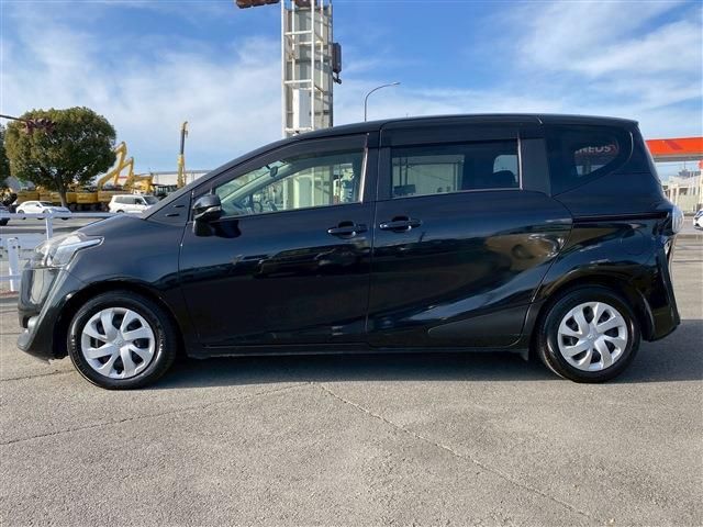 TOYOTA SIENTA 2017 Image 31