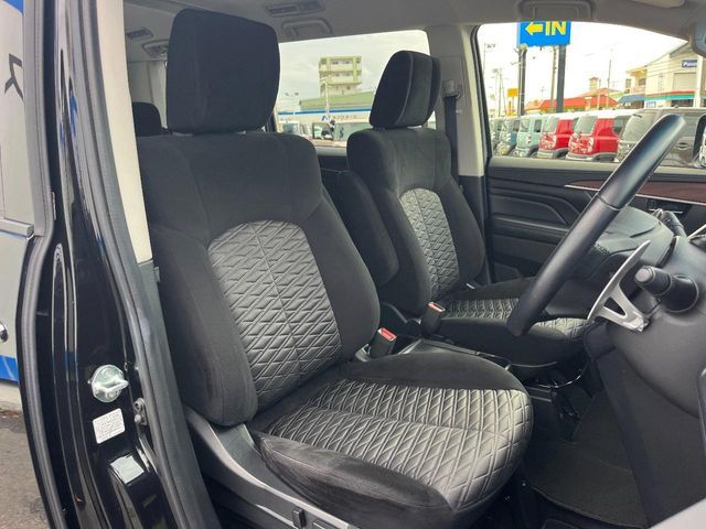 MITSUBISHI DELICA D:5 4WD 2023 Image 31