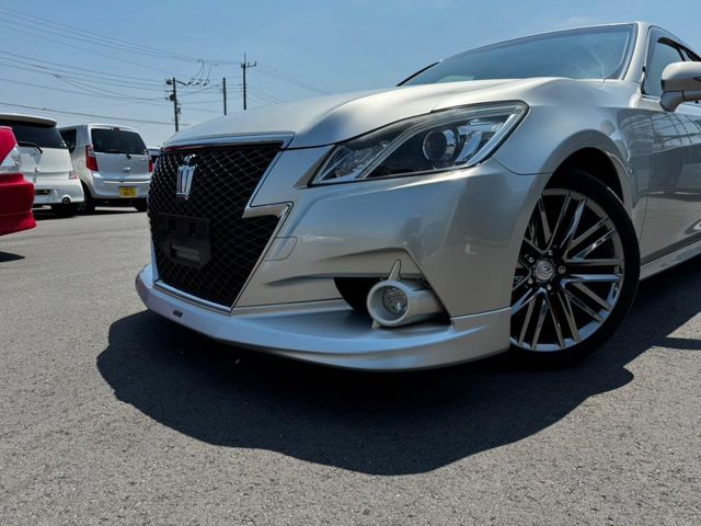 TOYOTA CROWN SEDAN 2013 Image 31
