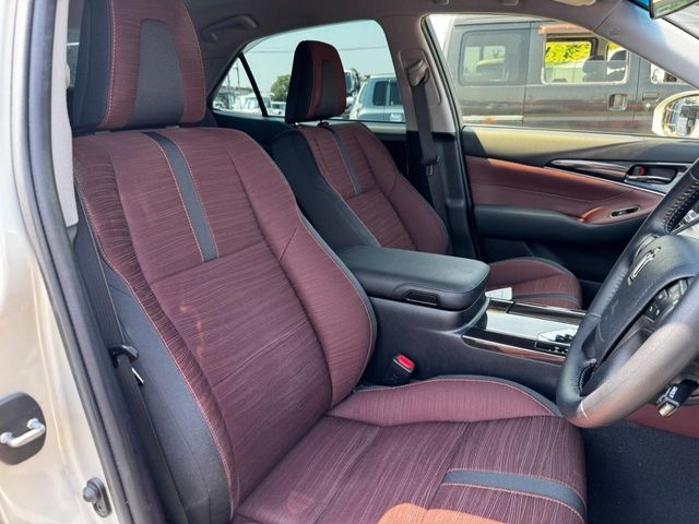 TOYOTA CROWN SEDAN 2013 Image 31