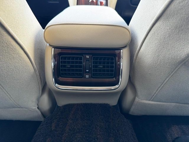 TOYOTA CROWN SEDAN HYBRID 2013 Image 31