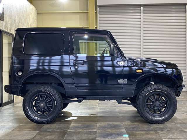 SUZUKI JIMNY 4WD 1997 Image 31