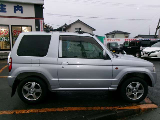 MITSUBISHI PAJERO MINI 4WD 2010 Image 31