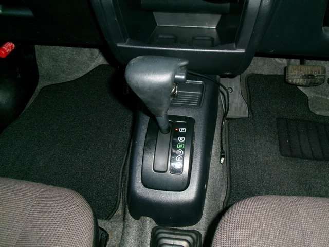 MITSUBISHI PAJERO MINI 4WD 2010 Image 31