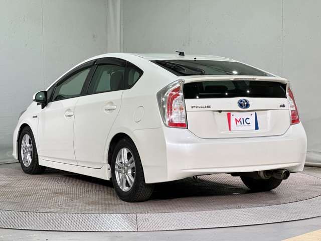 TOYOTA PRIUS 2012 Image 31