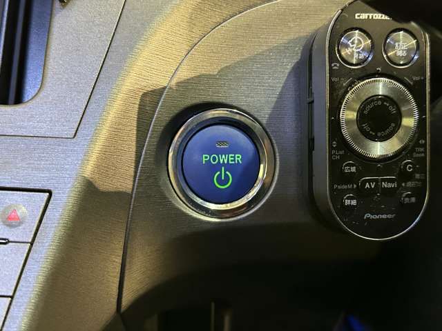 TOYOTA PRIUS 2012 Image 31