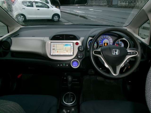 HONDA FIT HYBRID 2011 Image 31