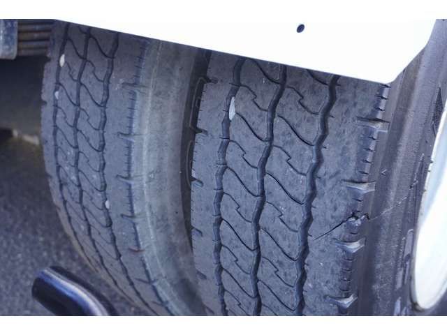 HINO DUTRO 2012 Image 31