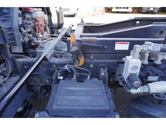 HINO DUTRO 2012 Image 31