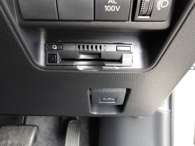 TOYOTA AQUA 2023 Image 31