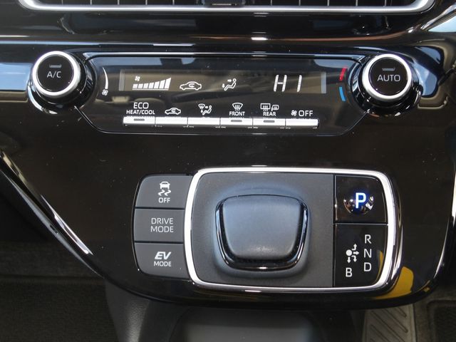 TOYOTA AQUA 2023 Image 31