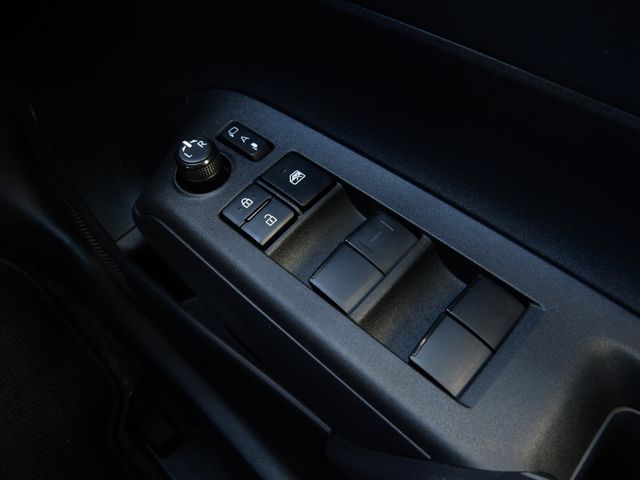 TOYOTA AQUA 2023 Image 31