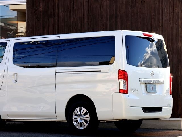 NISSAN NV350 CARAVAN 2019 Image 31
