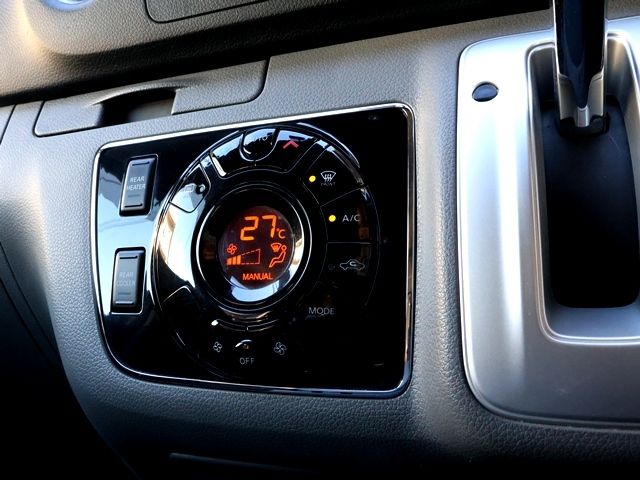 NISSAN NV350 CARAVAN 2019 Image 31