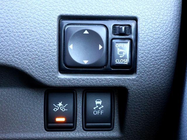 NISSAN NV350 CARAVAN 2019 Image 31