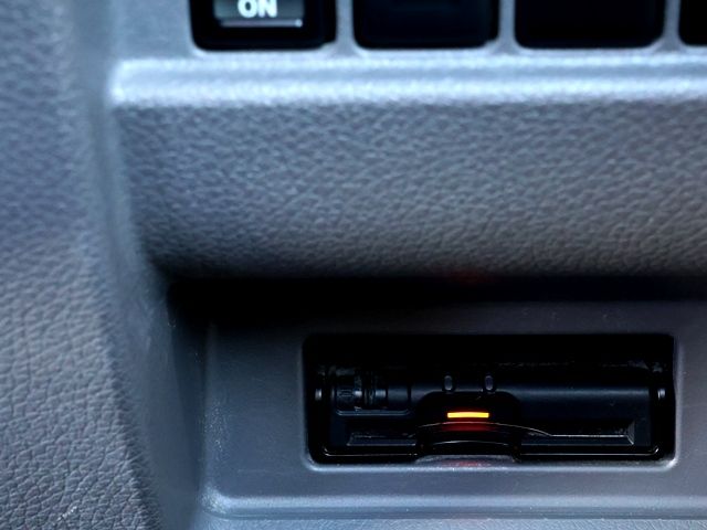 NISSAN NV350 CARAVAN 2019 Image 31