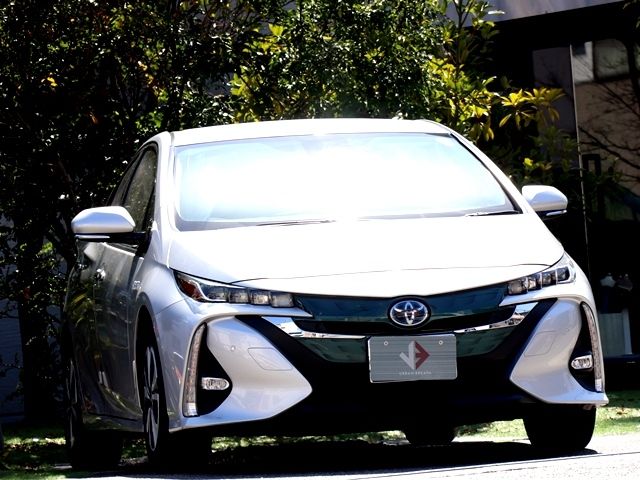 TOYOTA PRIUS PHV 2017 Image 31