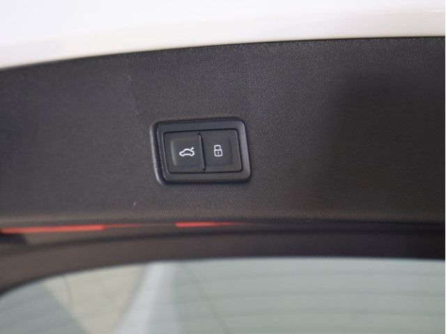 AUDI Q4 E-TRON 2024 Image 31