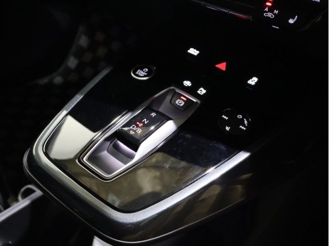 AUDI Q4 E-TRON 2024 Image 31