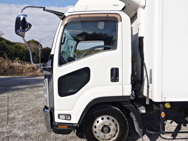 ISUZU FORWARD 2015 Image 31