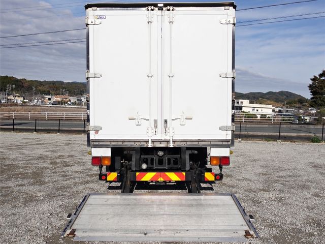 ISUZU FORWARD 2015 Image 31
