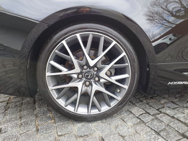 TOYOTA LEXUS RC300H 2015 Image 31