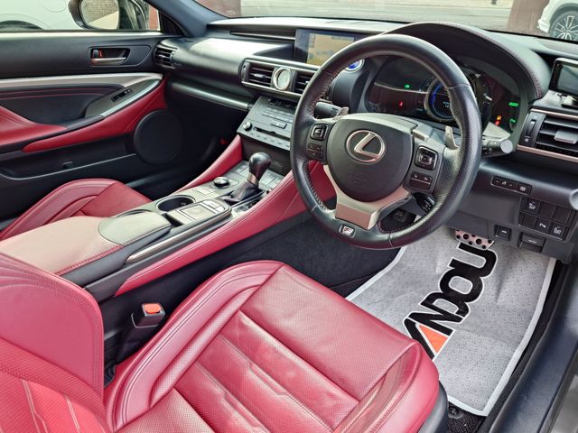 TOYOTA LEXUS RC300H 2015 Image 31