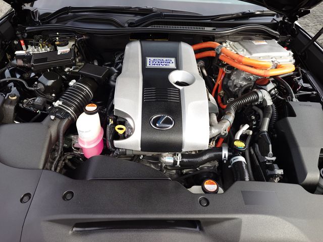 TOYOTA LEXUS RC300H 2015 Image 31