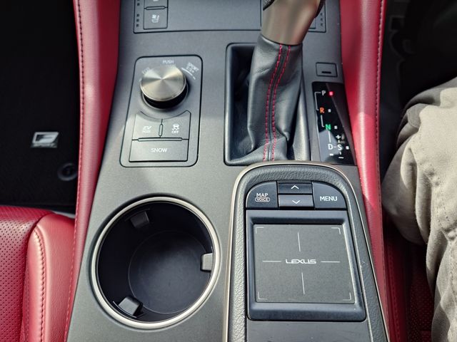 TOYOTA LEXUS RC300H 2015 Image 31