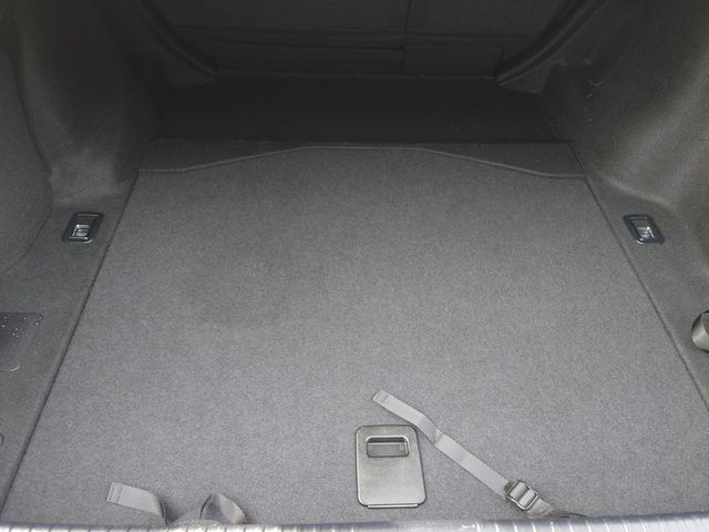 TOYOTA LEXUS RC300H 2015 Image 31