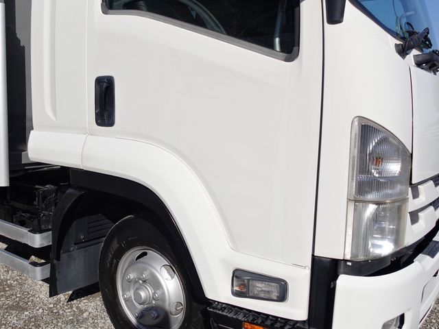 ISUZU FORWARD 2012 Image 31