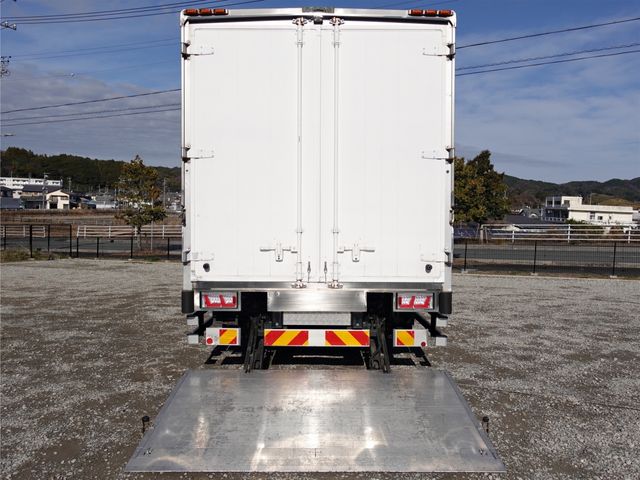 ISUZU FORWARD 2012 Image 31