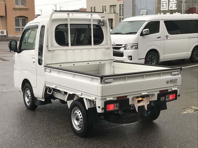 DAIHATSU HIJET TRUCK 4WD 2022 Image 31