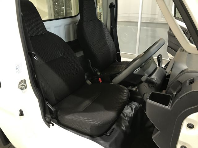 DAIHATSU HIJET TRUCK 4WD 2022 Image 31