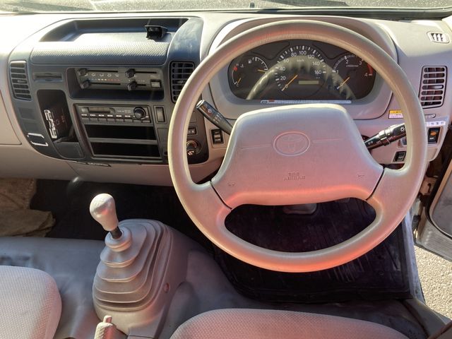 TOYOTA TOYOACE 2011 Image 31