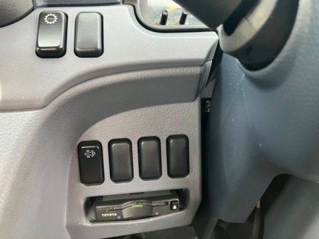 MITSUBISHI CANTER 2011 Image 31